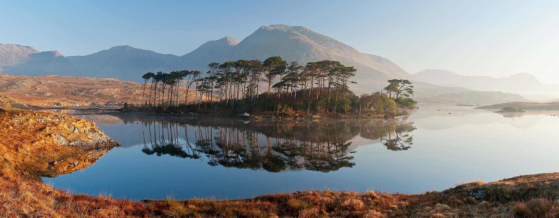 Derryclare-Lough-Tranquil-Dawn-Panoramic-Connemara-Ireland-Photographer
