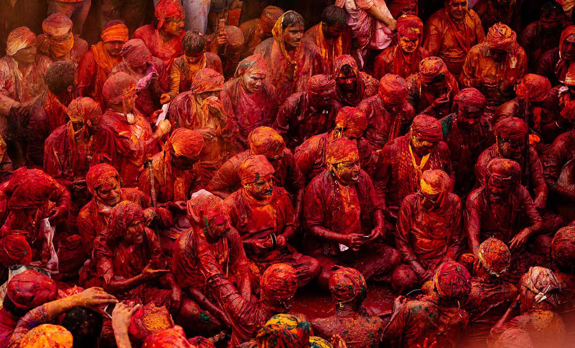 Group-Red-Nandagaon-Holi-Festival-Colour-India-017