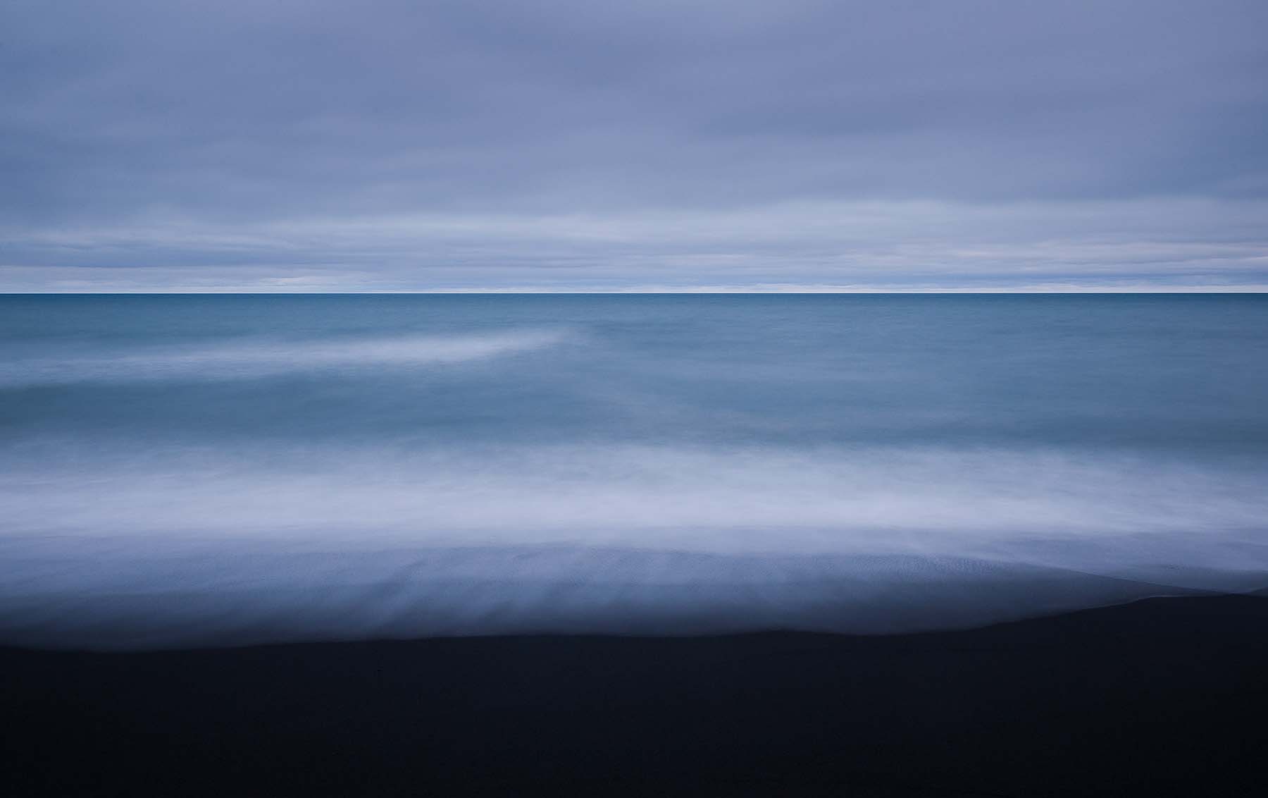 Vik-Empty-Winter-Beach-Iceland