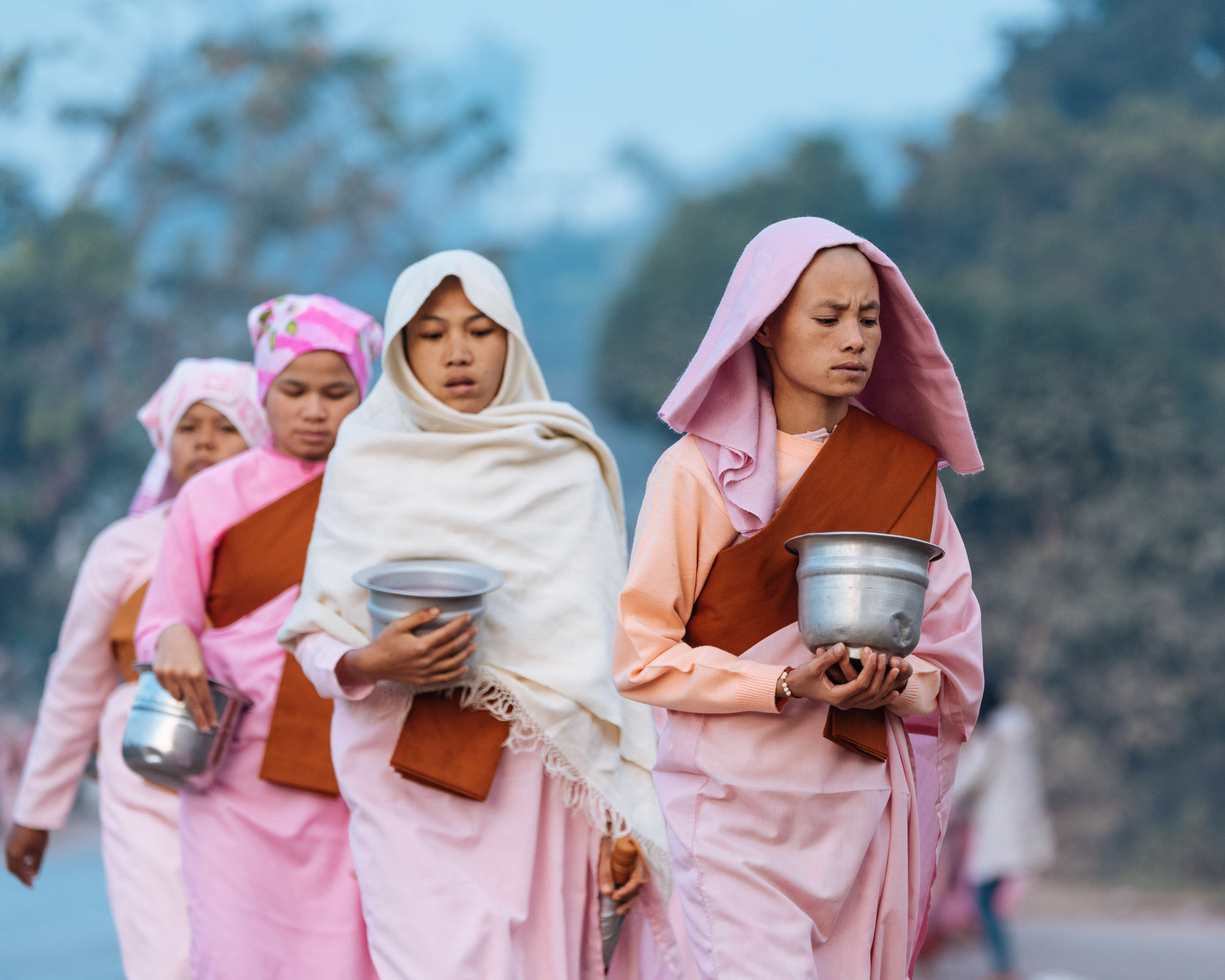 buddhist-nuns-alms-morning-dawn-collection-charity-hsipaw-shan-state-myanmar