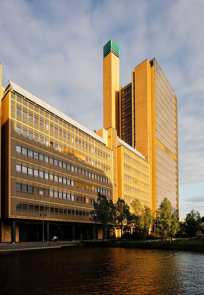 daimler-complex-architecture-potsdamer-berlin-germany