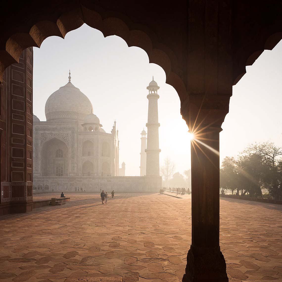 dawn-architecture-taj-mahal-agra-india-travel-02