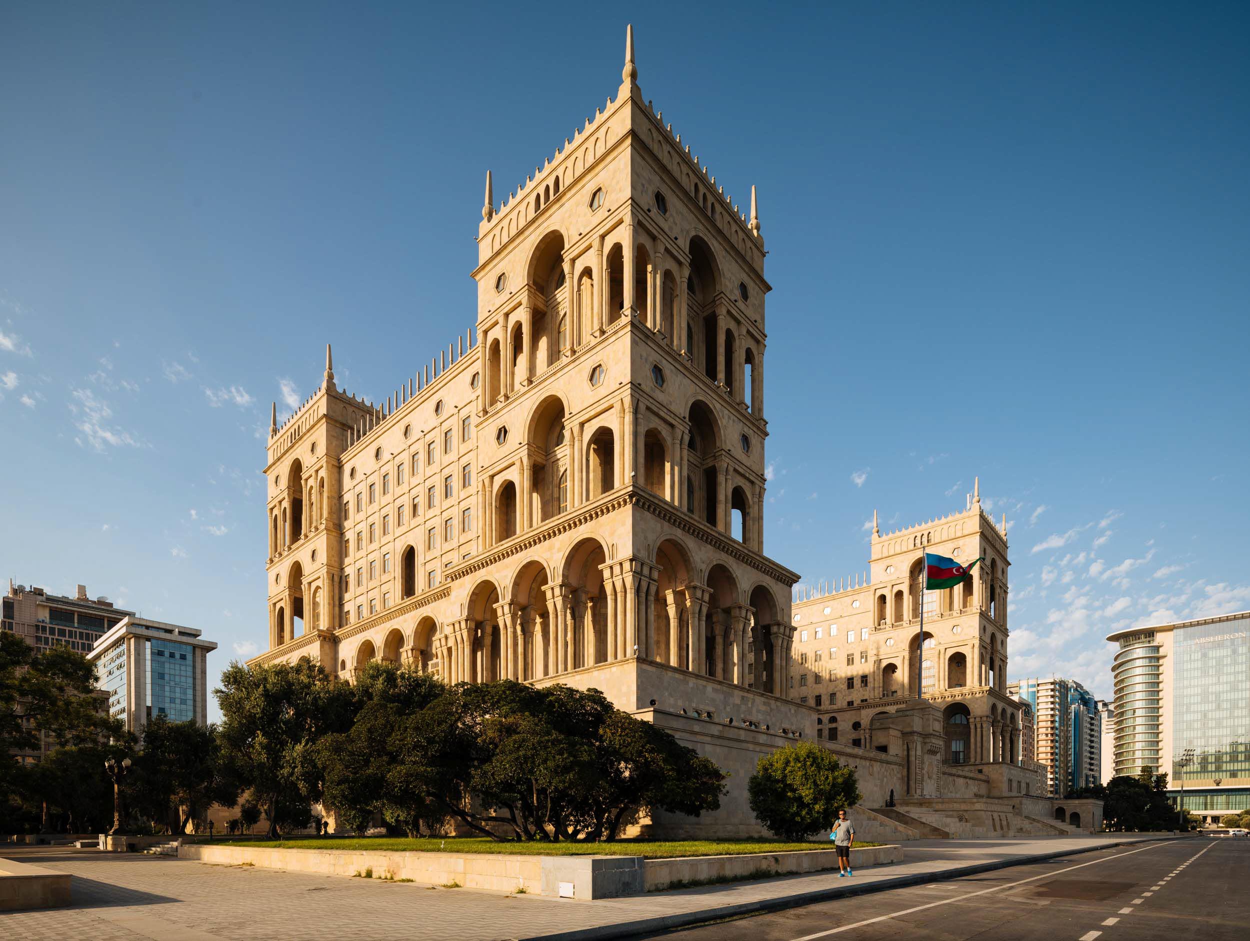 exterior-government-building-baku-architecture-azerbaijan