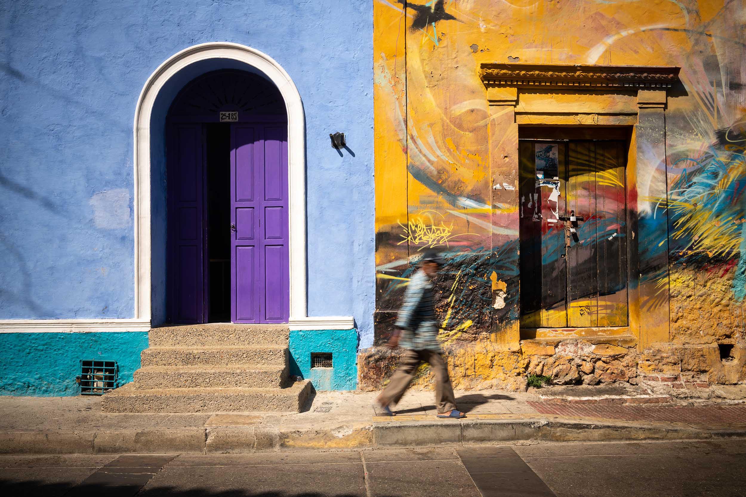 facade-getsemani-barrio-colour-street-travel-architecture-cartagena-colombia