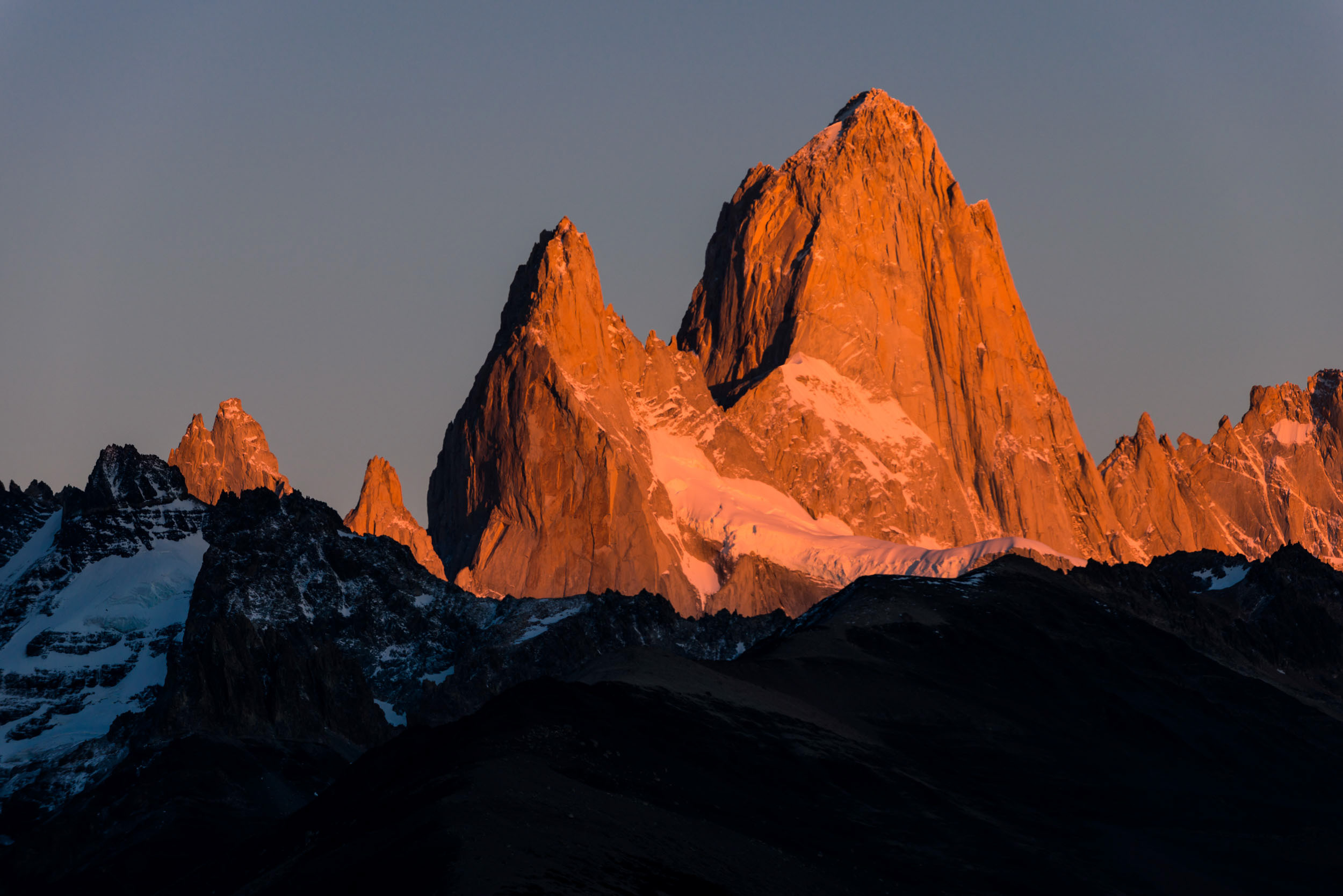fitz-roy-mountain-range-los-glaciares-national-park-argentina