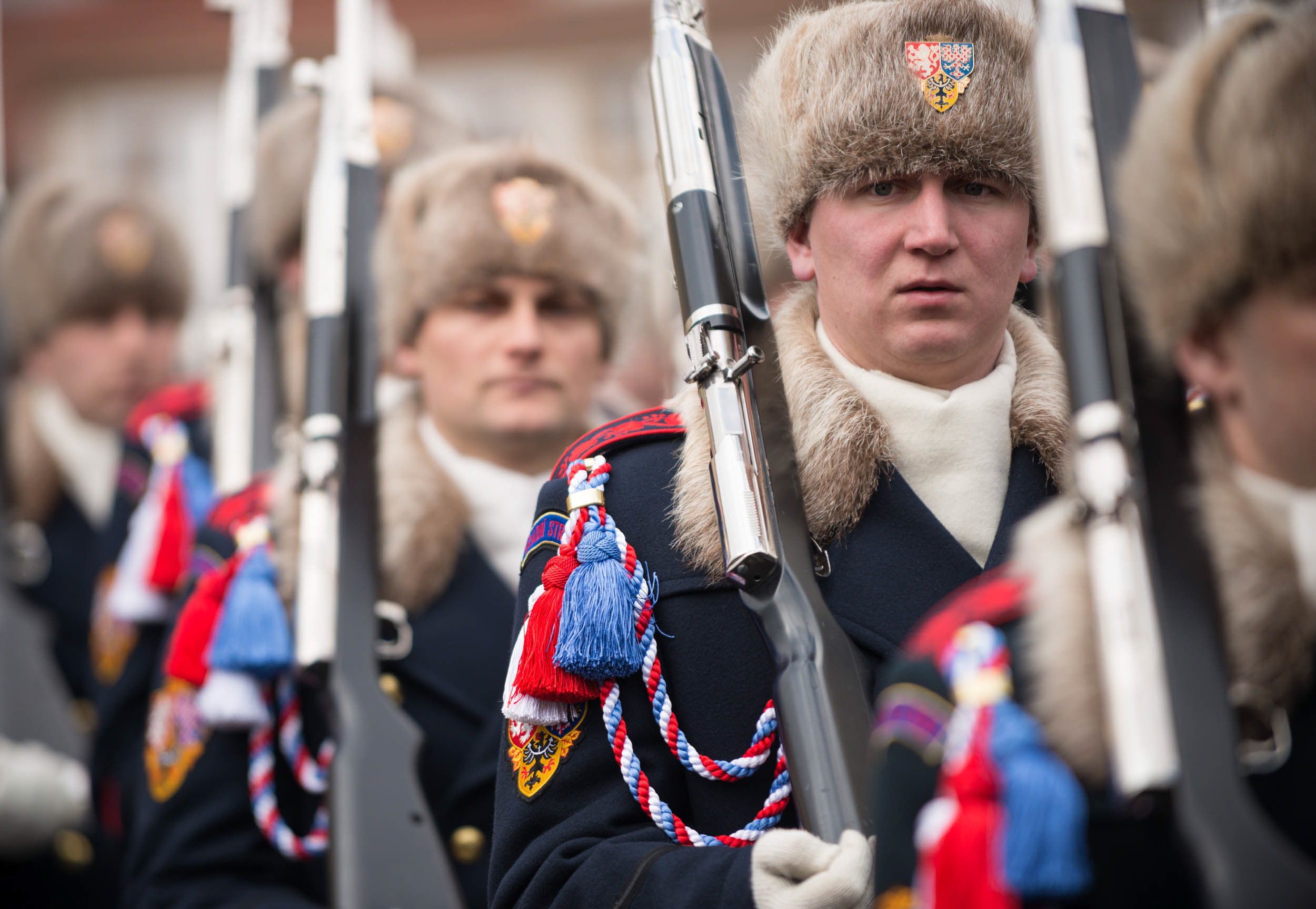 guards-castle-military-rifle-prague-czech-republic