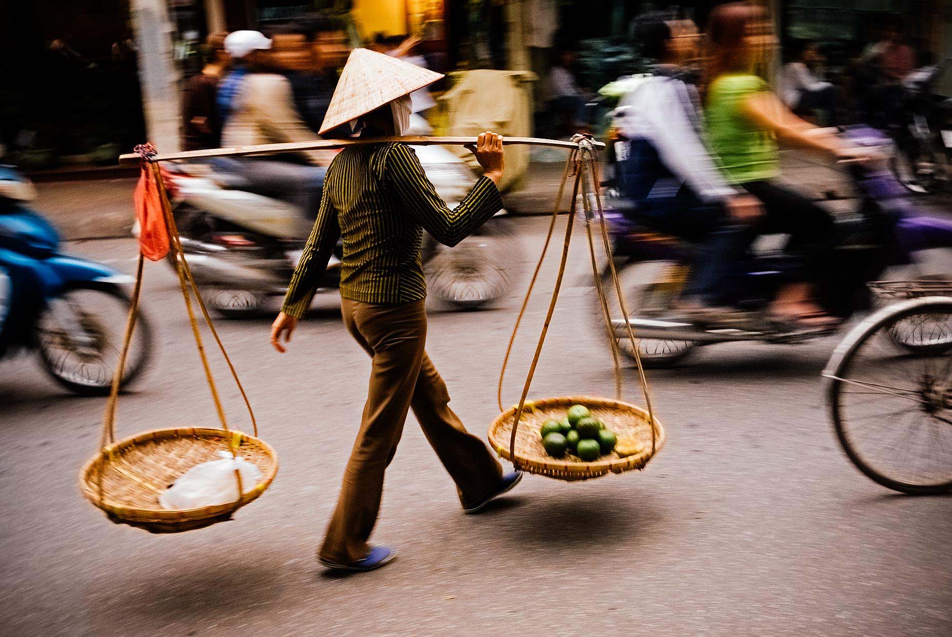 hanoi-street-photography-travel-vietnam-31