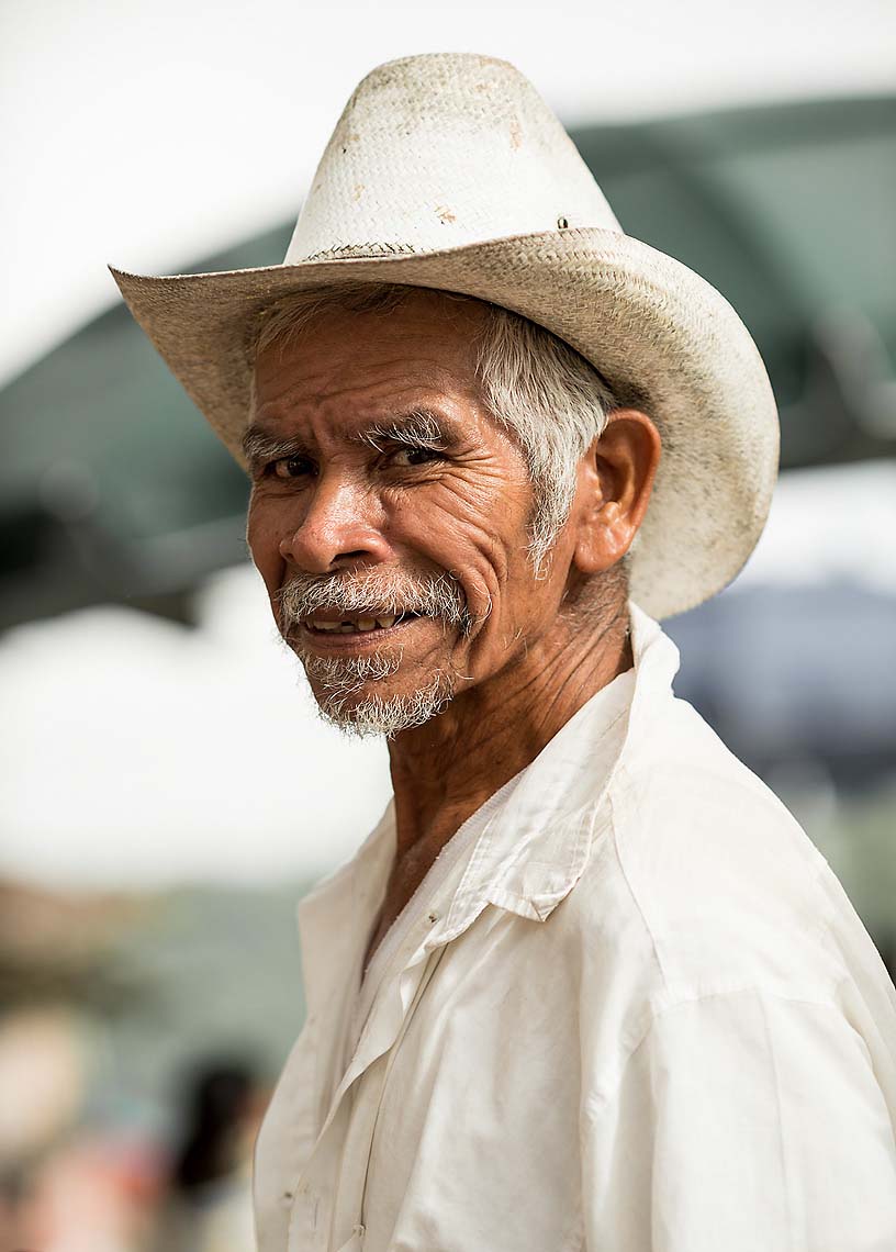hat-portrait-man-cuetzalan-puebla-mexico-21