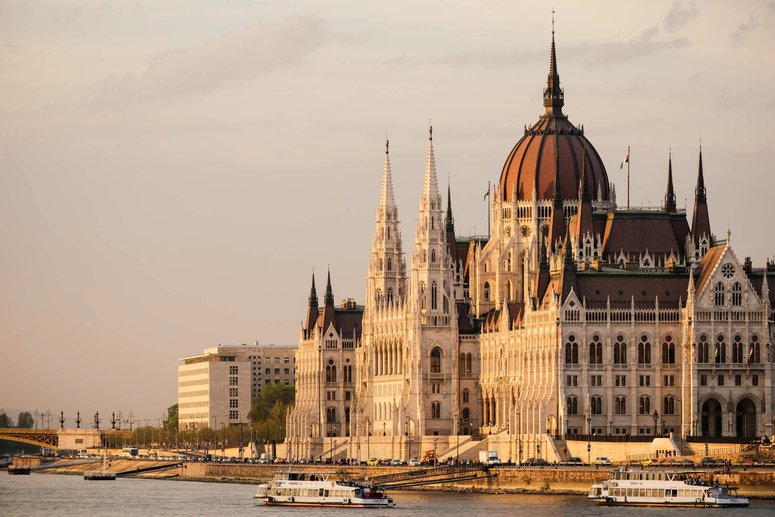 hungarian-parliament-building-architecture-budapest-hungary