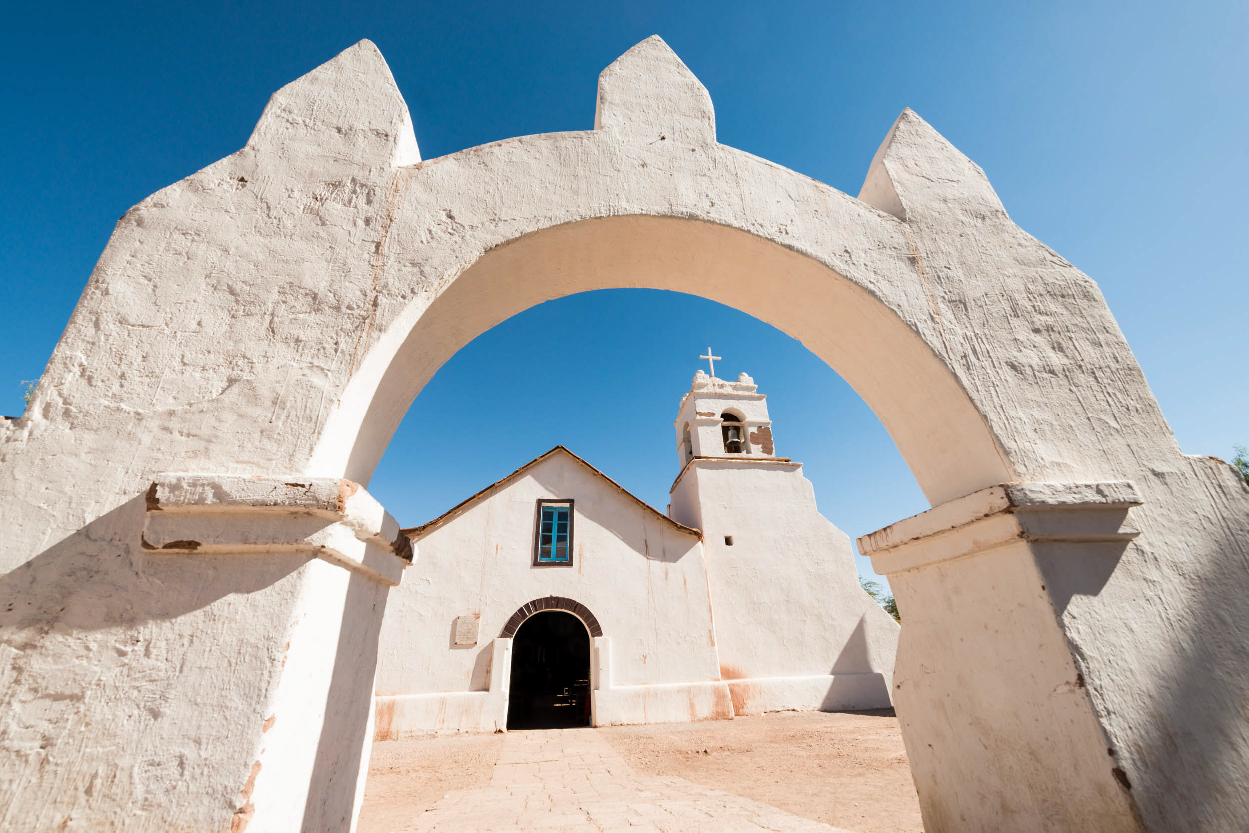 iglesia-church-san-pedro-atacama-chile-architecture