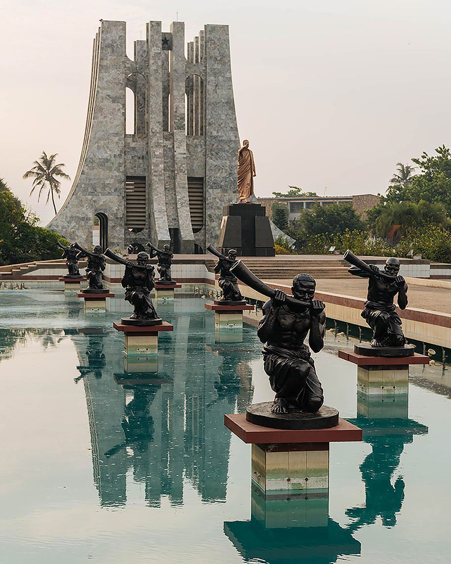 kwame-nkrumah-memorial-park-accra-ghana-africa-dawn