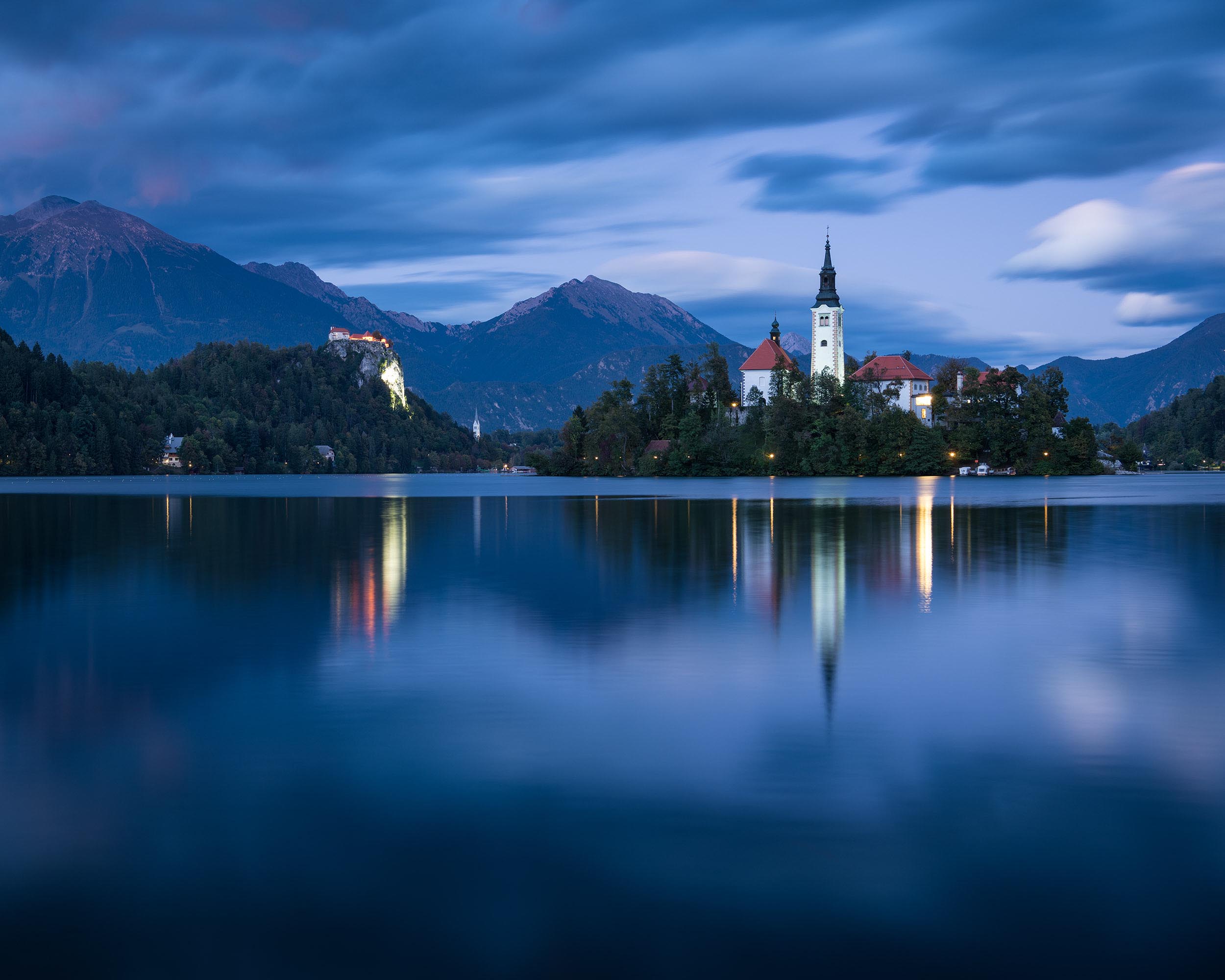 lake-bled-dusk-landscape-slovenia