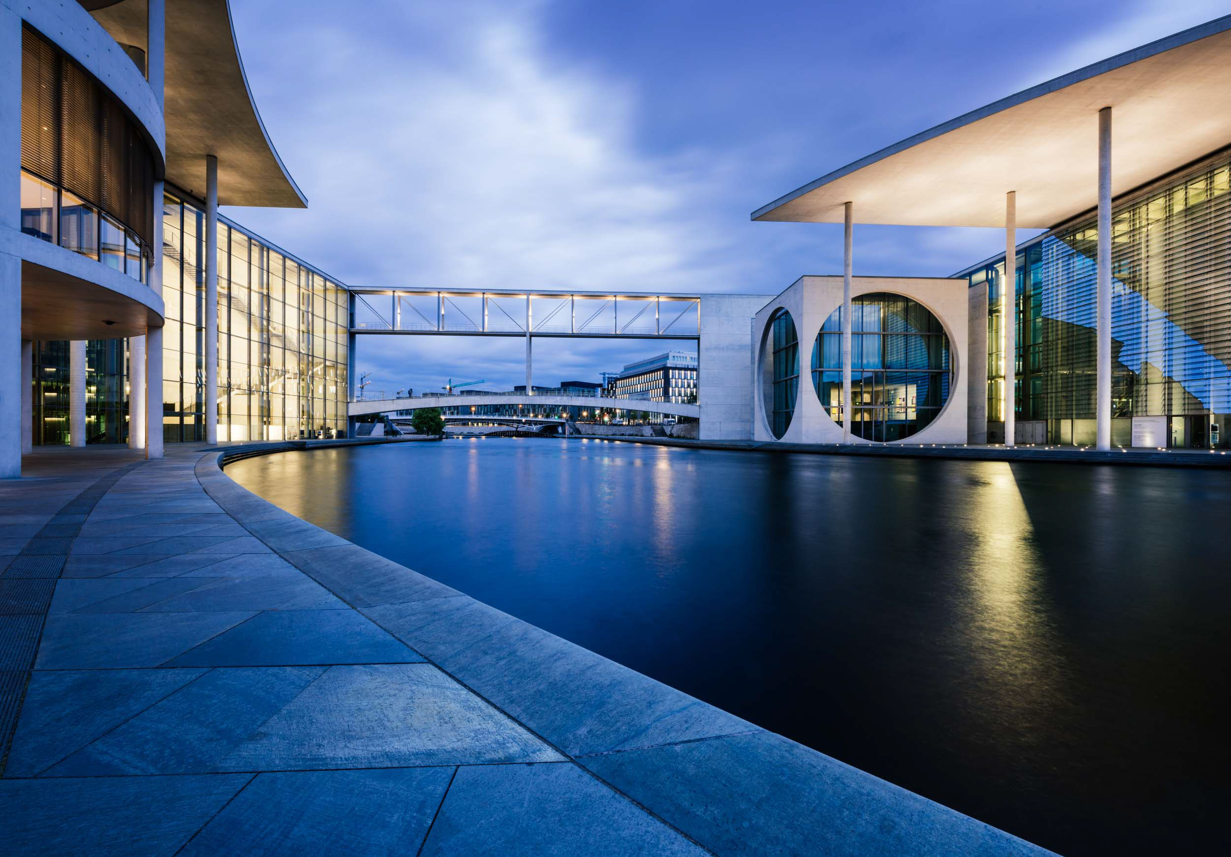 luders-haus-modern-architecture-berlin-germany-europe