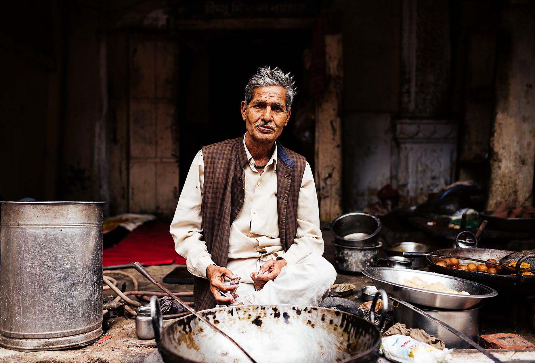 mathura-uttar-pradesh-travel-portrait-cook-09