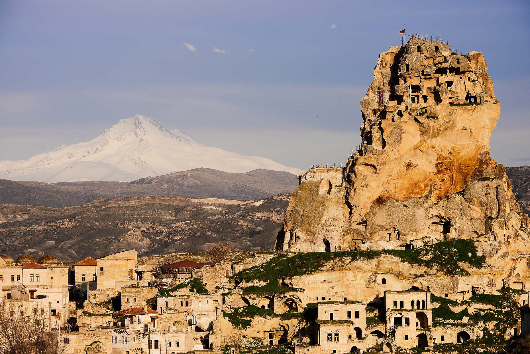 ortahisar-castle-erciyes-mountain-cappadocia-anatolia-turkey-15