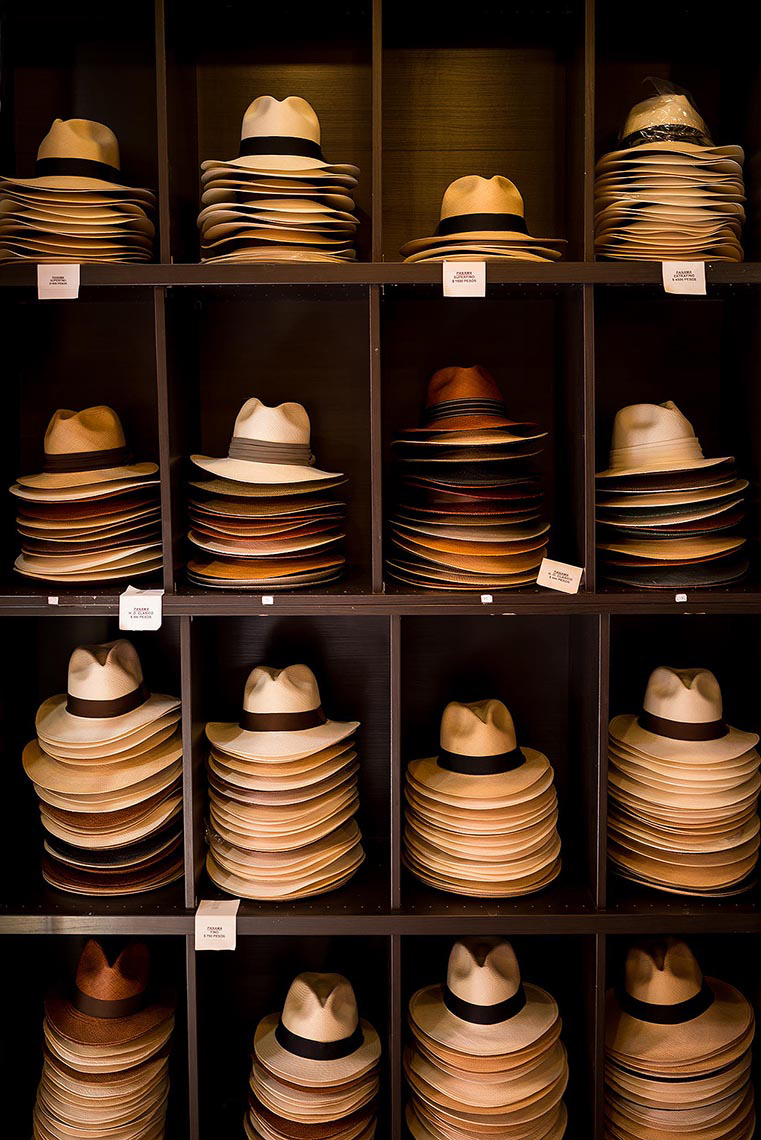 panama-hats-shop-display-san-miguel-de-allende-guanajuato-mexico