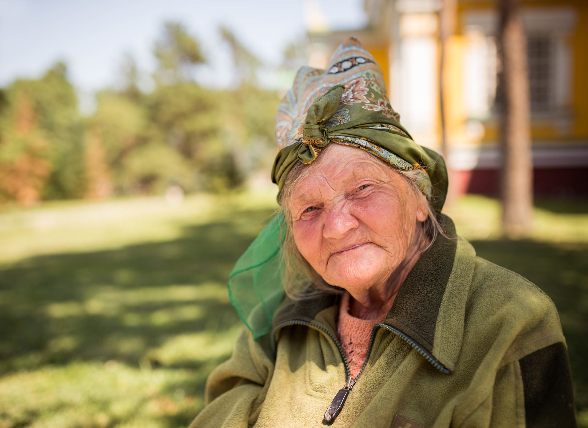 portrait-woman-local-travel-photography-almaty-kazakhstan