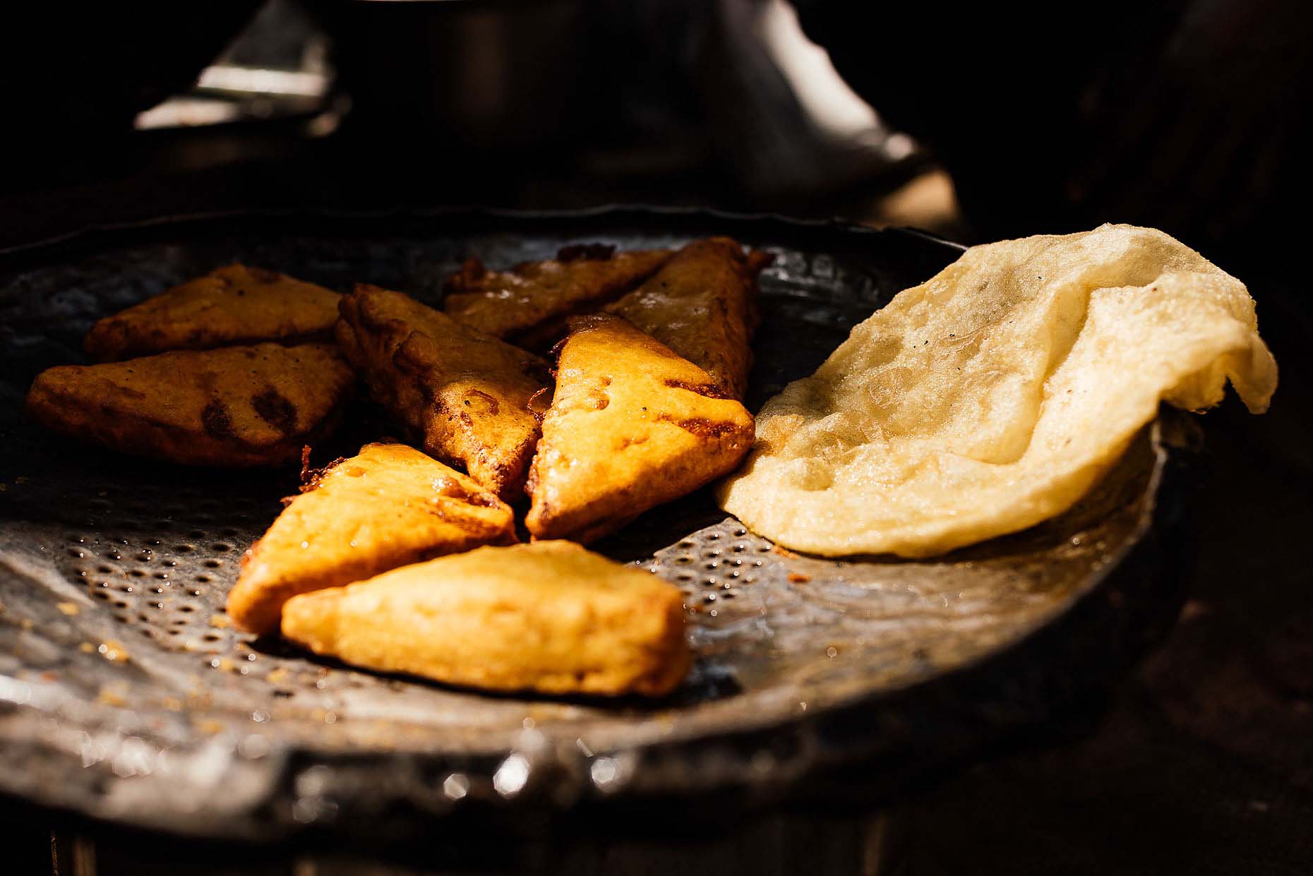 samosa-snack-fried-food-bhature-chandigarh-india-14