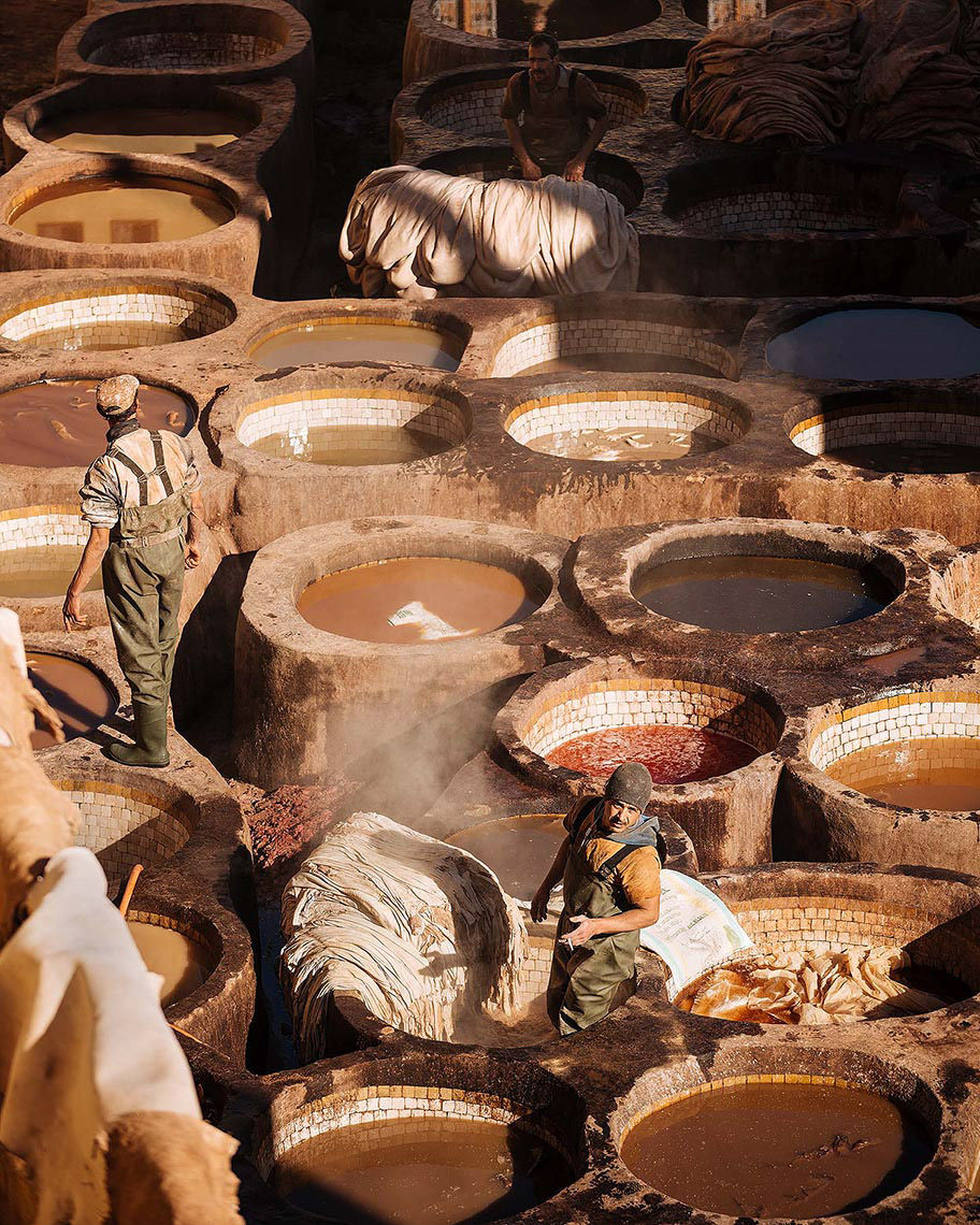 tannery-medina-leather-pits-manual-labour-fes-morocco-africa