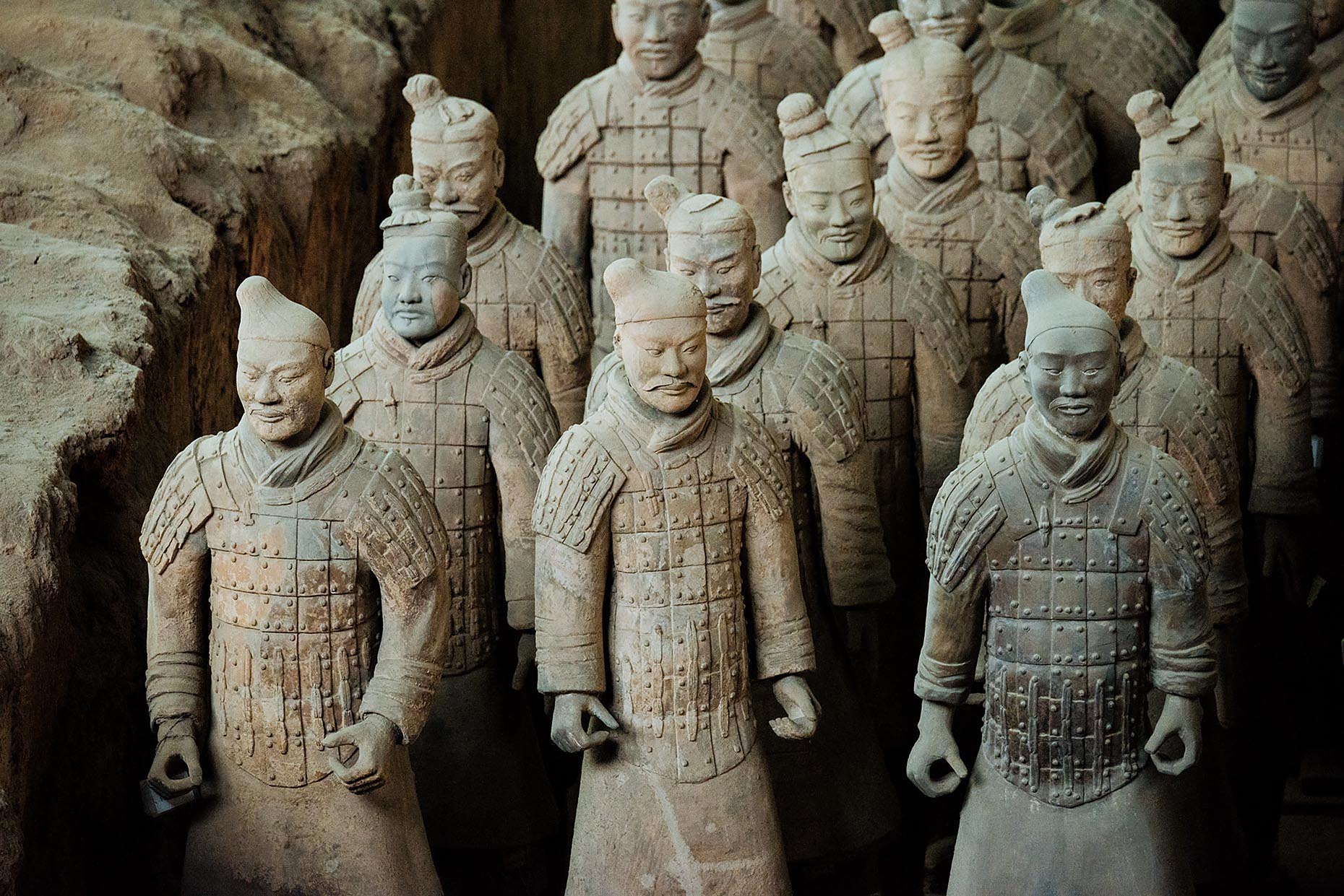 terracotta-warriors-xian-army-travel-china-02