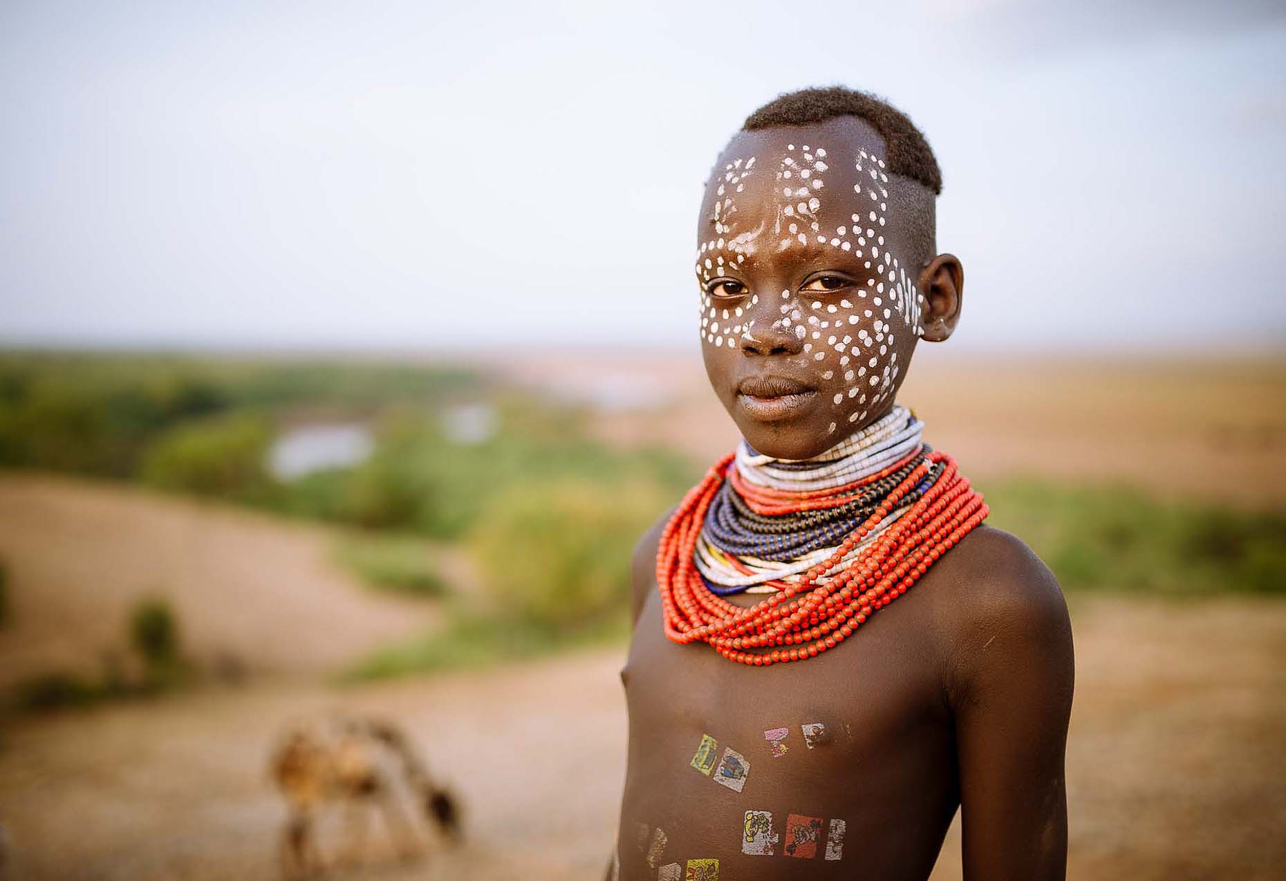 tina-portrait-karo-tribe-korcho-face-paint-omo-valley-ethiopia-24