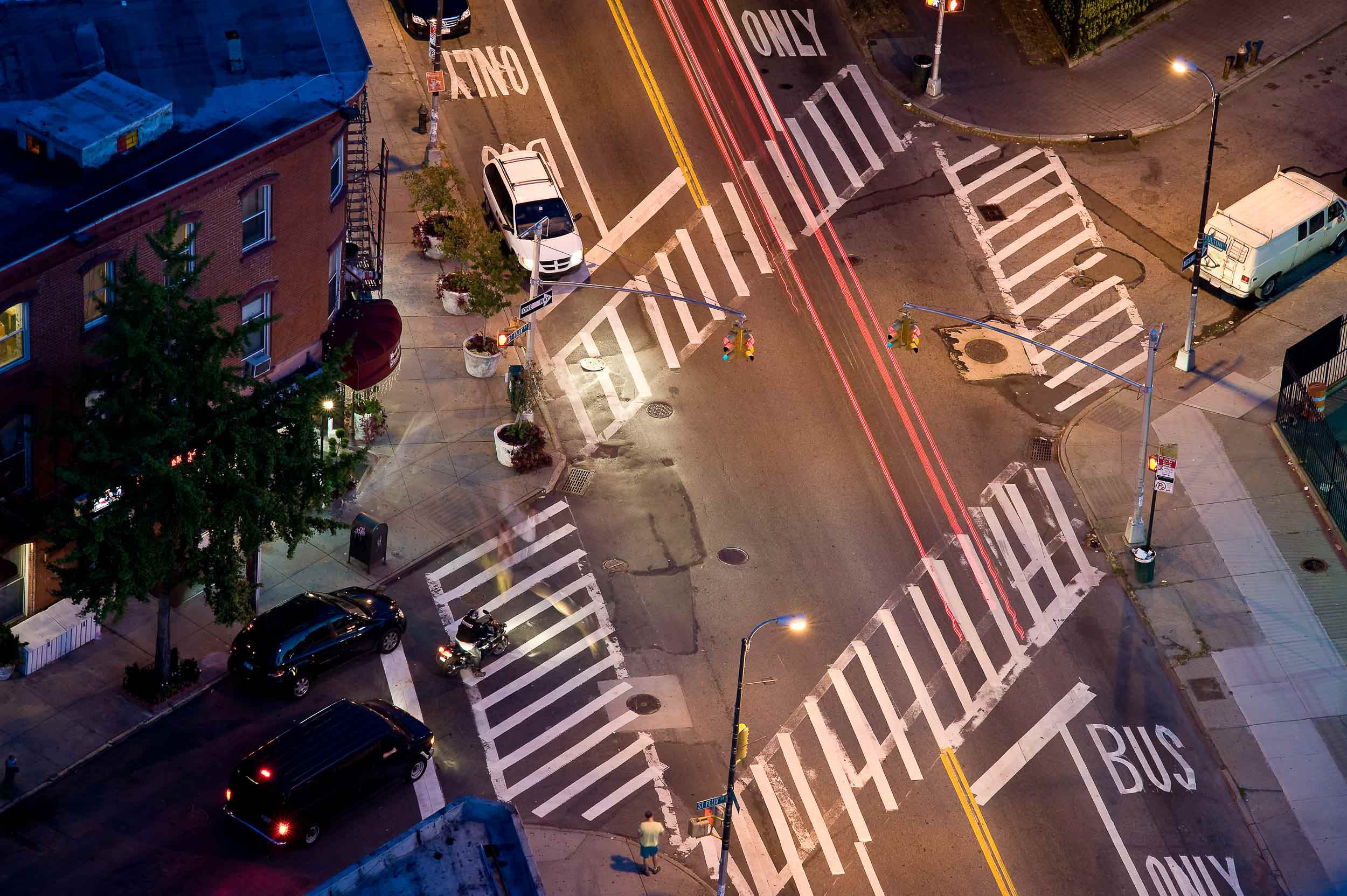 view-crossing-road-street-scene-aerial-perspective-brooklyn-new-york-city