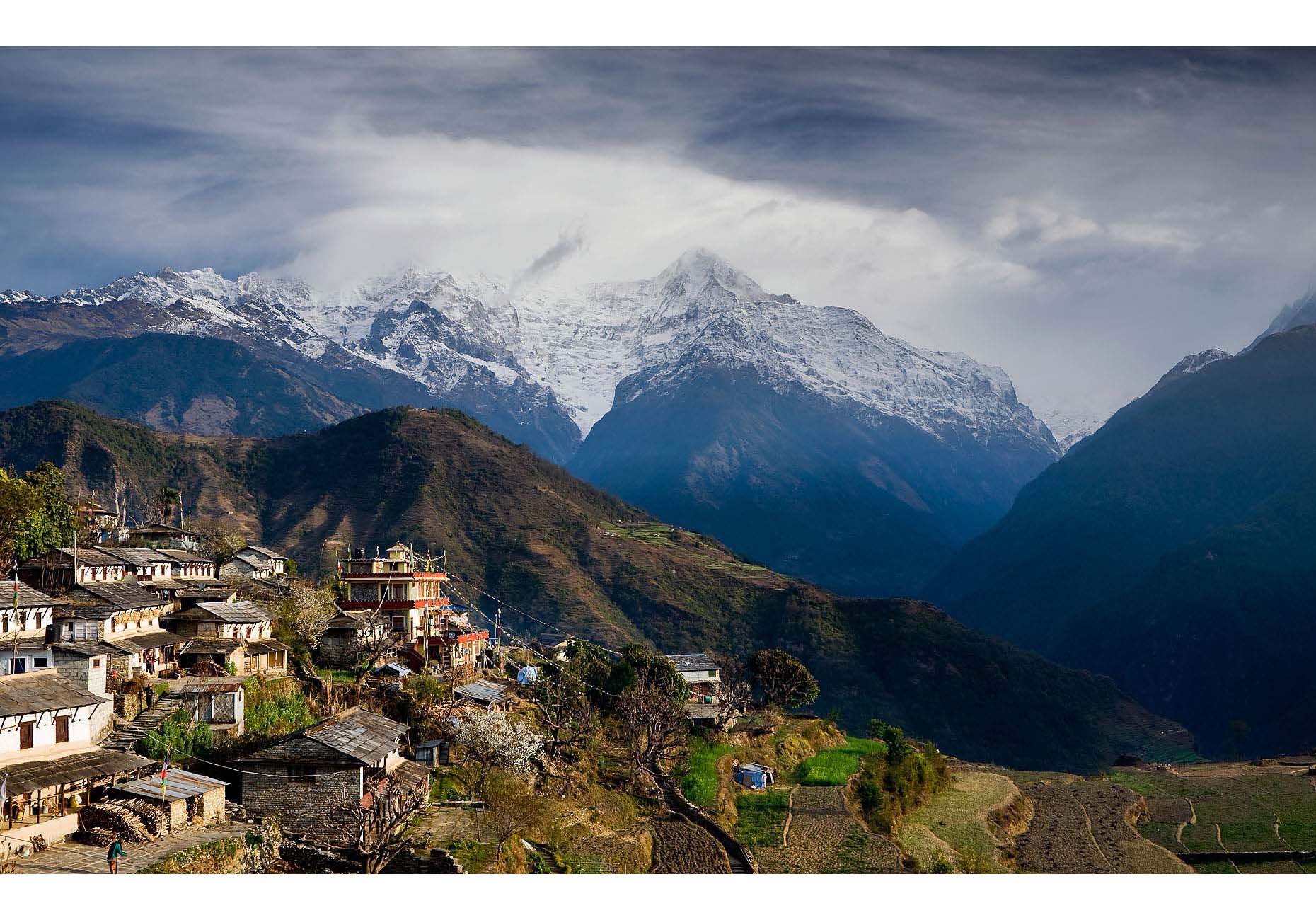 village-ghandruk-annapurna-himalaya-nepal-19a